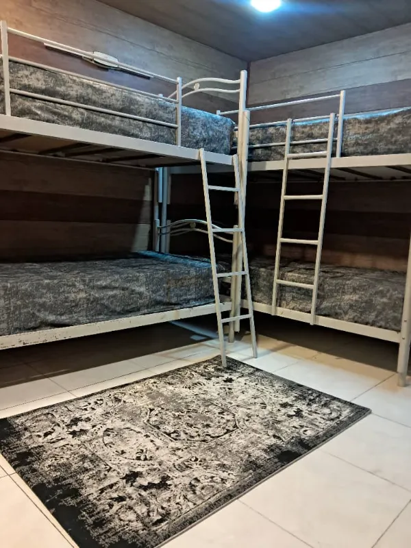 خوابگاه دخترانه آوای باران